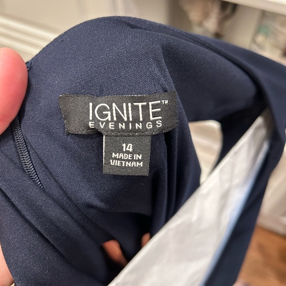 Ignite evening gown with cap sleeve stretch top - Picture 5 of 5